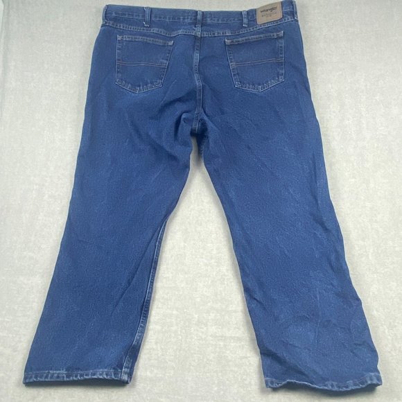 Wrangler Jeans Mens Size 46x30 Authentics Blue Denim Regular Fit ZM200SD Relaxed - Picture 2 of 13